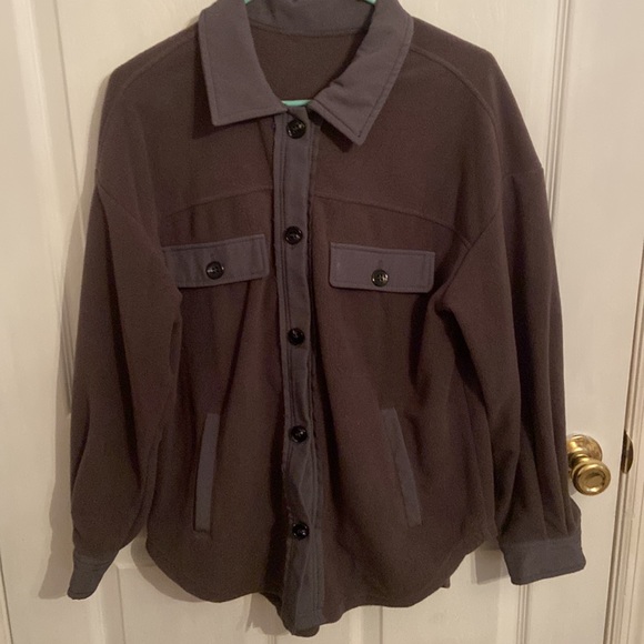 Charcoal gray shacket - Picture 2 of 6